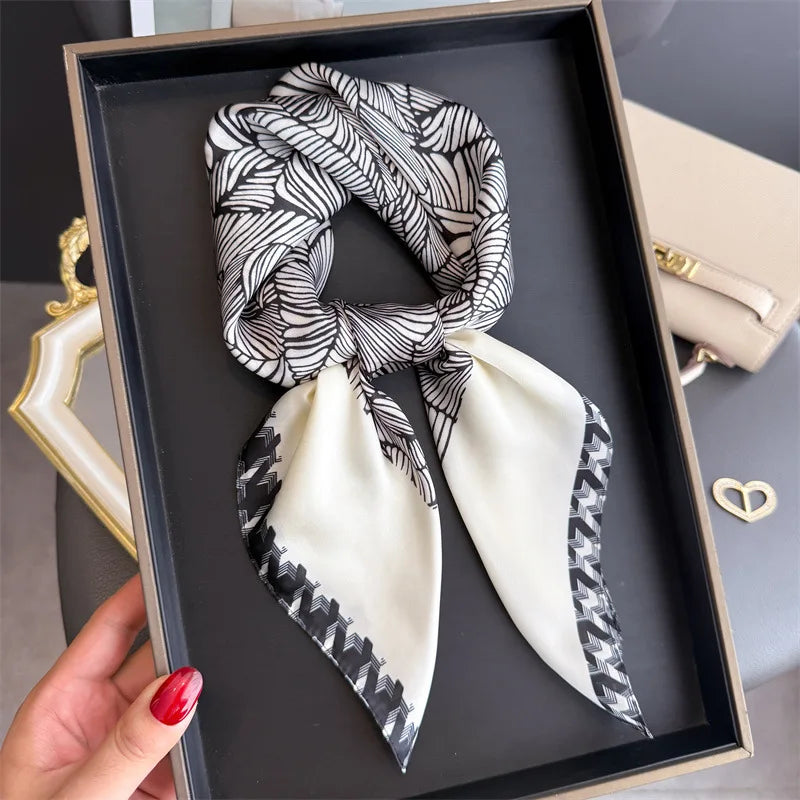 Foulard en Satin de Soie Imprimé