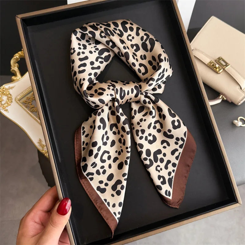 Foulard en Satin de Soie Imprimé