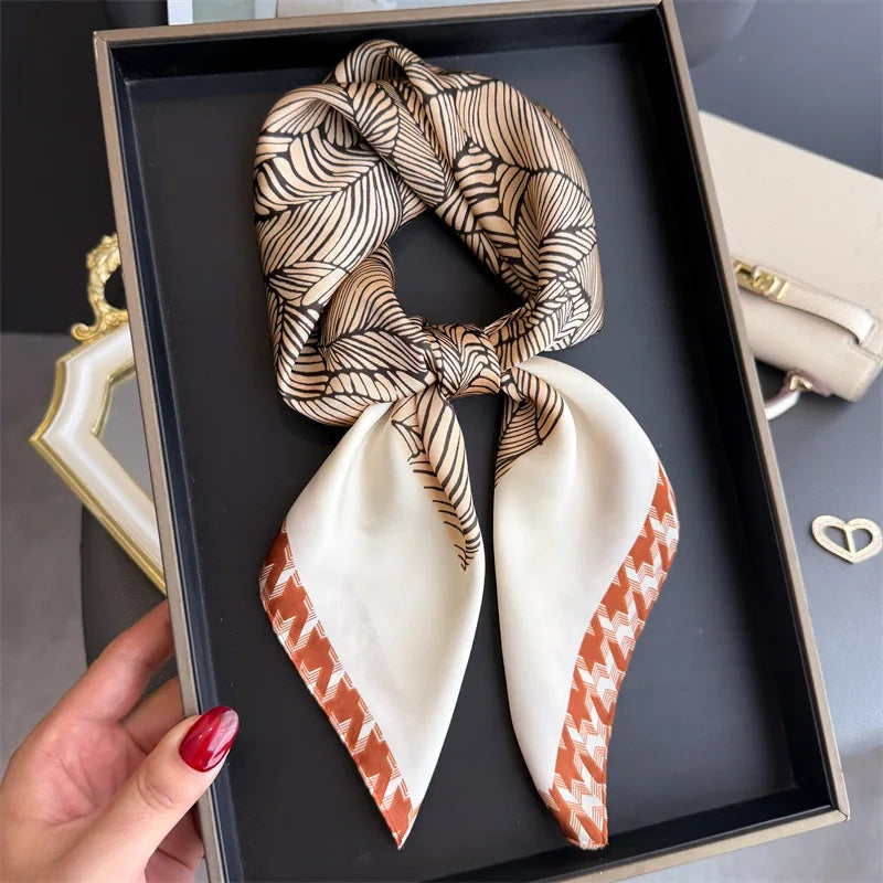 Foulard en Satin de Soie Imprimé