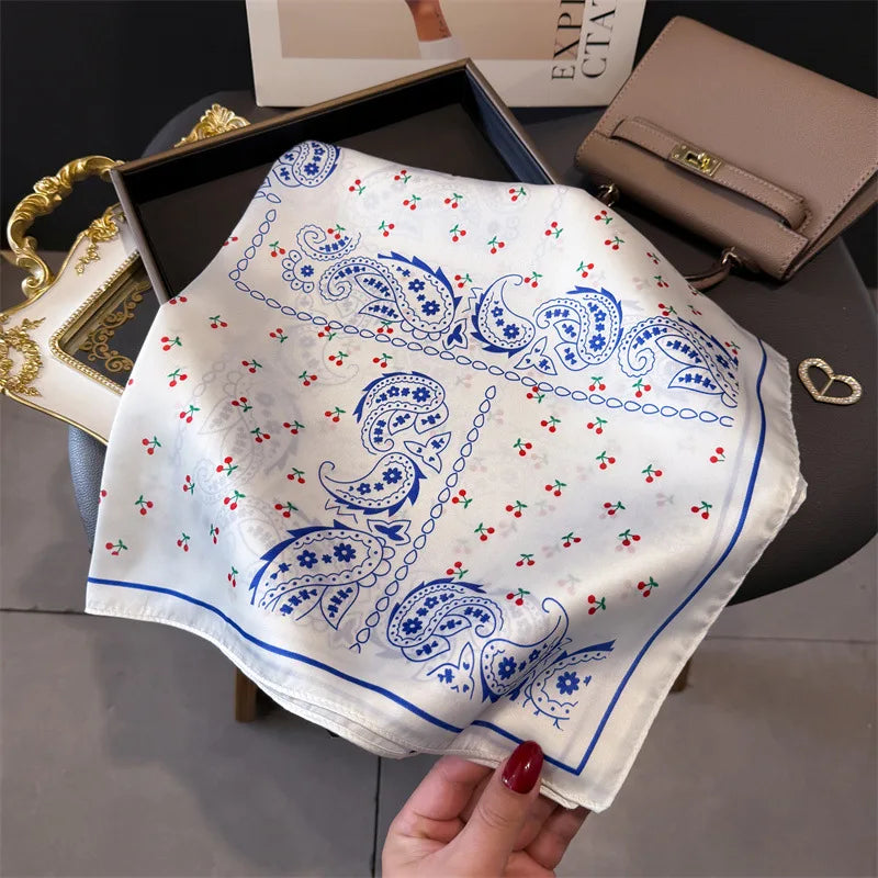 Foulard en Satin de Soie Imprimé
